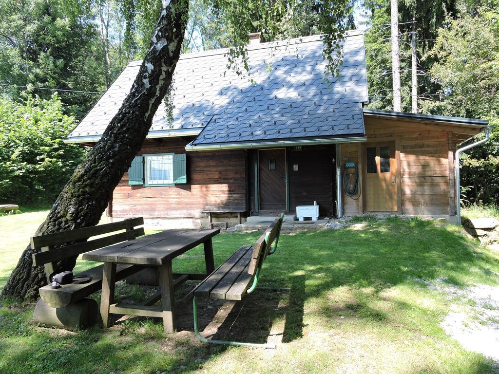 Gregor'S Ferienhaus Im Wald Edelschrott Luaran gambar