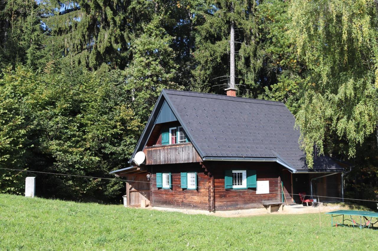 Gregor'S Ferienhaus Im Wald Edelschrott Luaran gambar